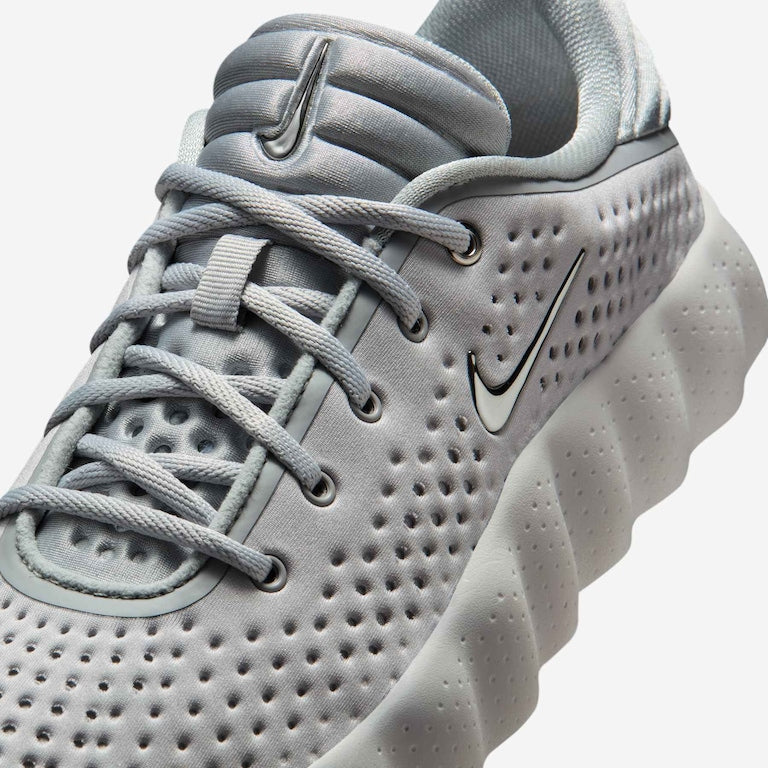 Nike Mind 002 Light Smoke  Gray