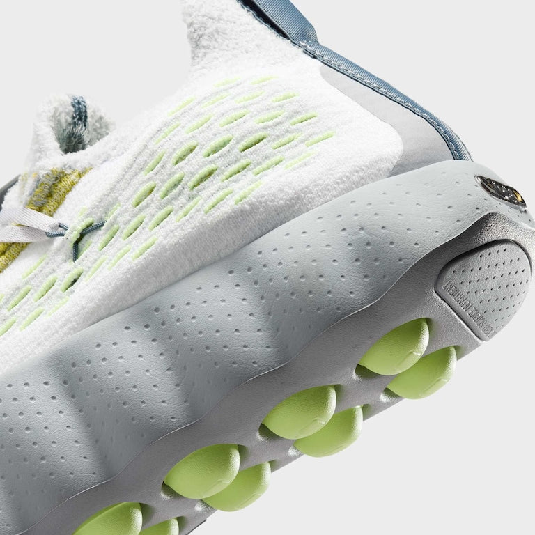 Nike Mind 002 Flyknit Wolf Grey and Pure Platinum