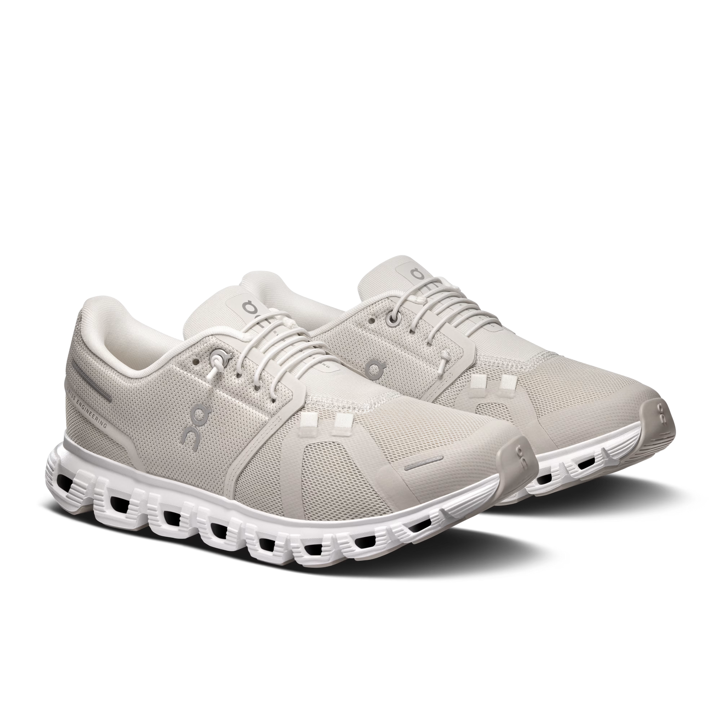 On Running Cloud 6 Pearl | White