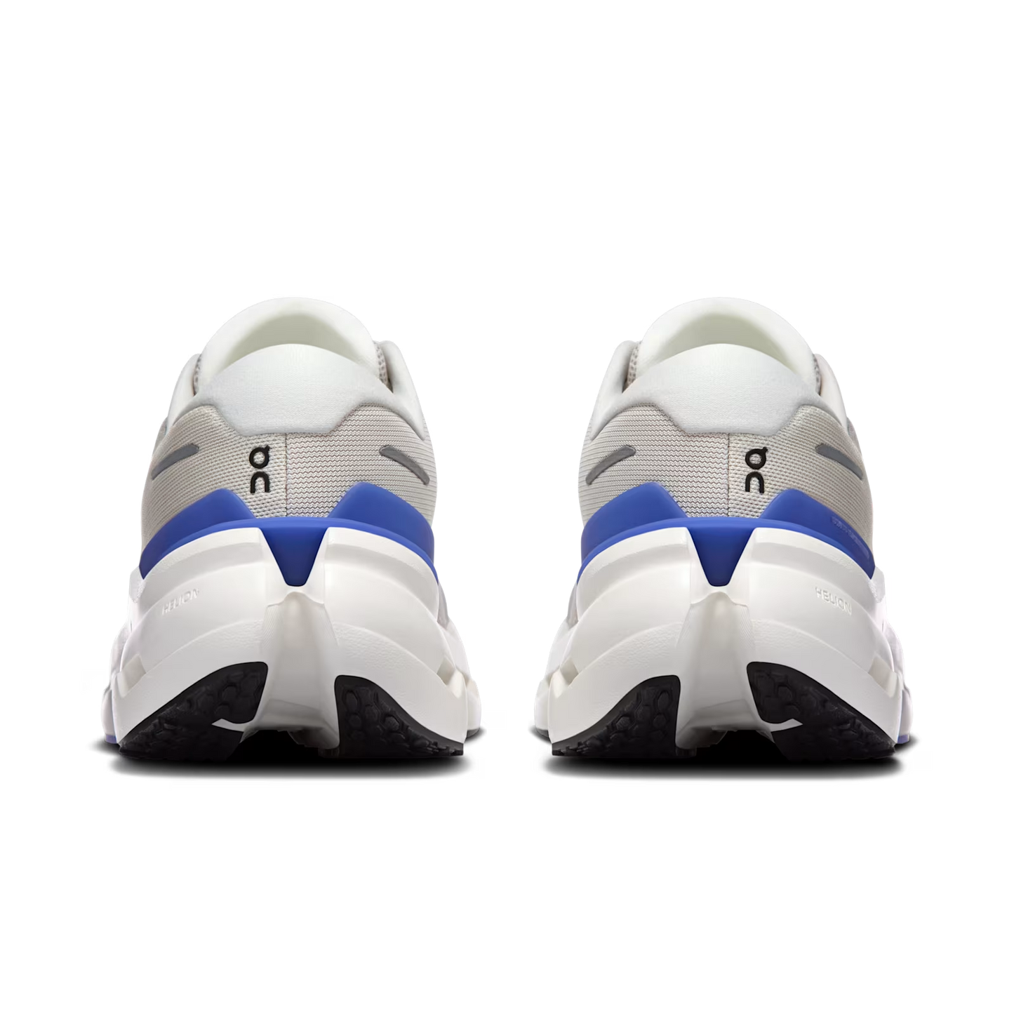 On Running Cloudrunner 3 Pearl | Sailor