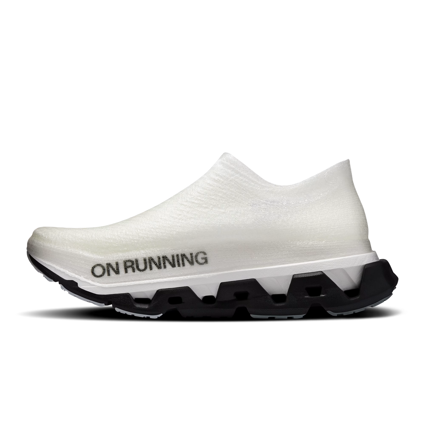 On Running LightSpray Cloudmonster 3 Hyper Black | Apollo