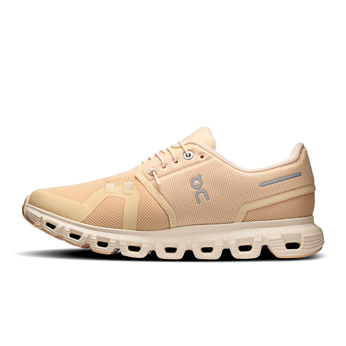 On Running Cloud 6 Blonde | Dew