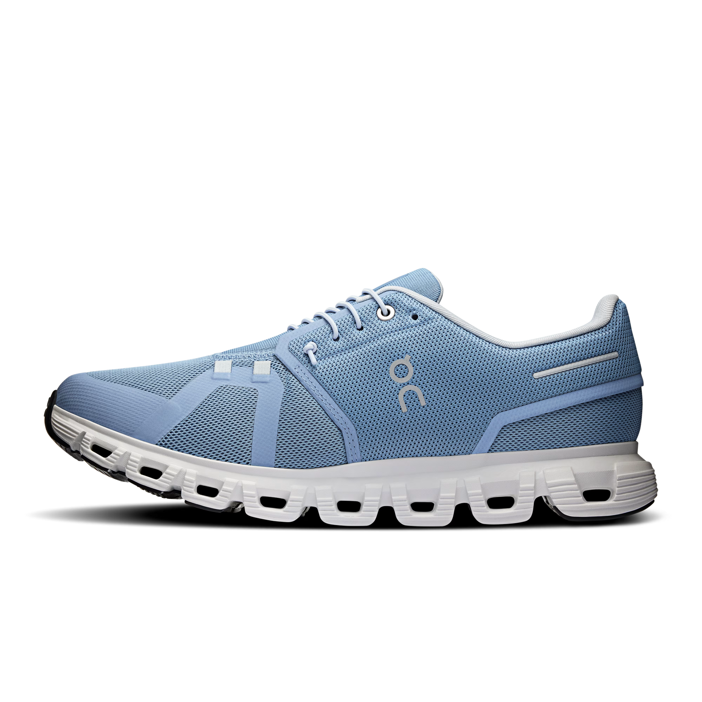 On Running Cloud 6 Chambray | White