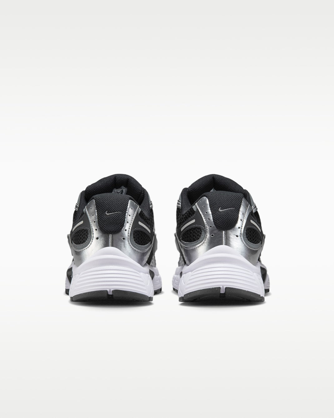 Nike V5 RNR Black/Anthracite/Smoke Grey/Black