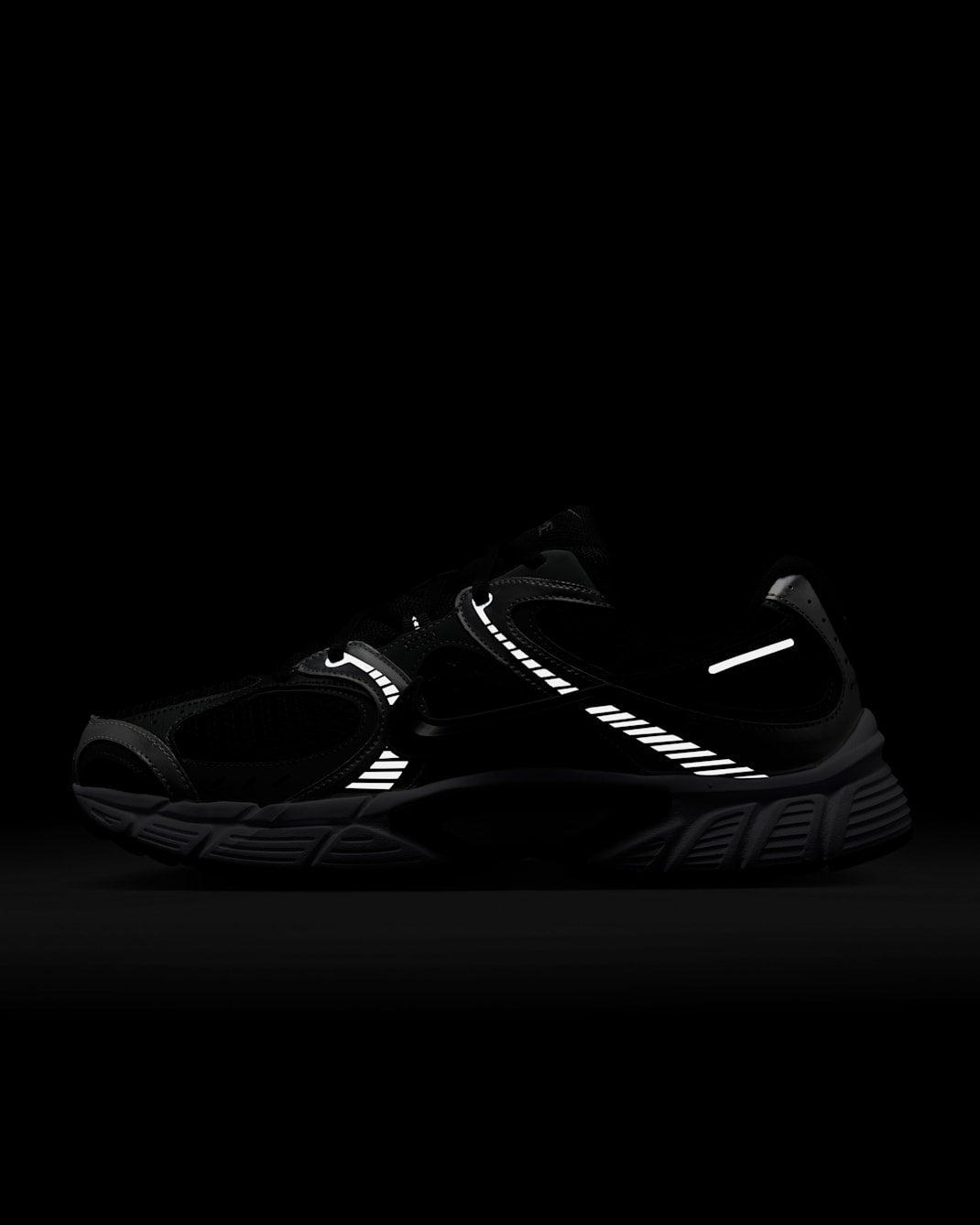 Nike V5 RNR Black/Anthracite/Smoke Grey/Black