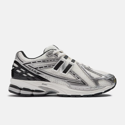 New Balance 1906R Light Silver Metallic with White and Sea Salt