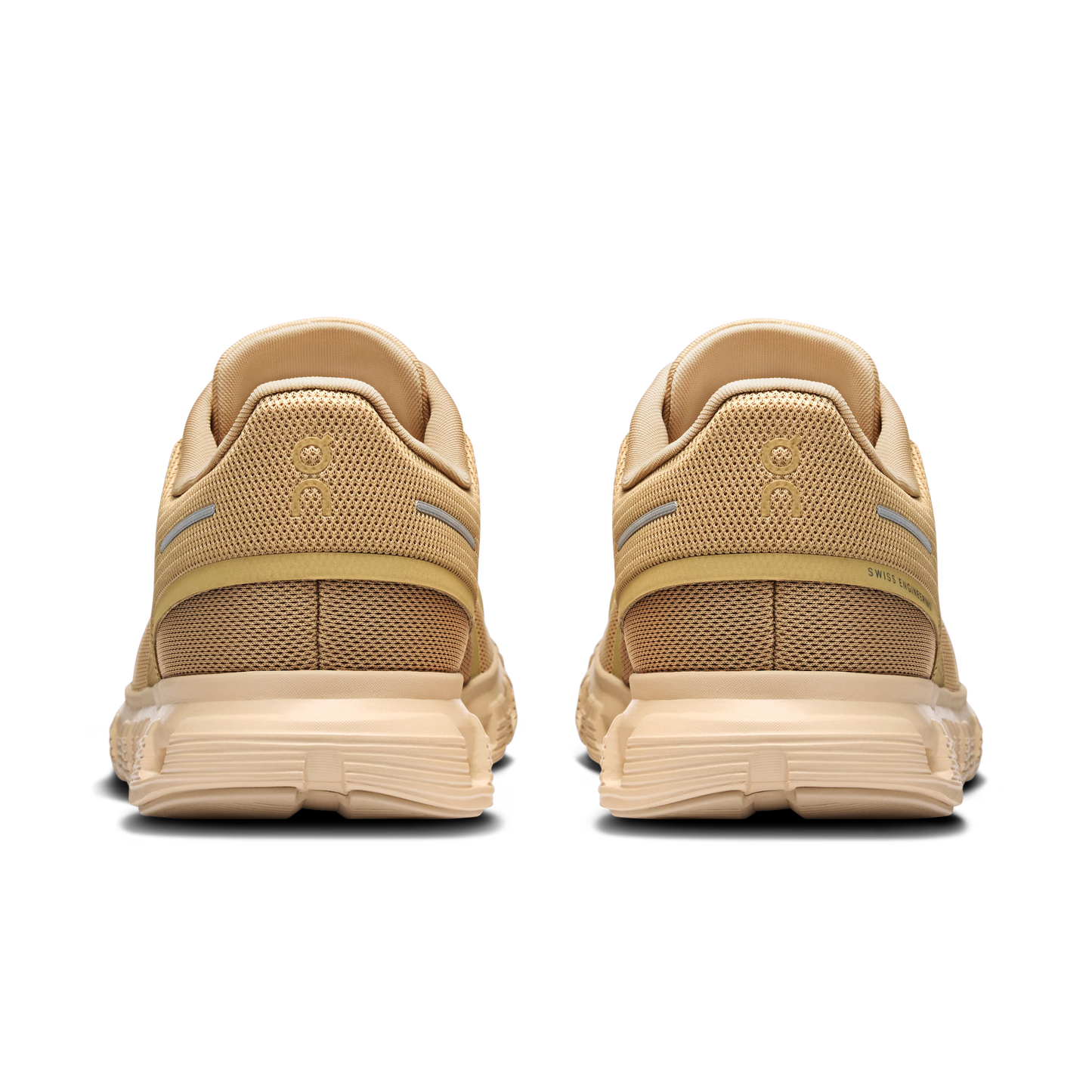 On Running Cloud 6 Chai | Sand