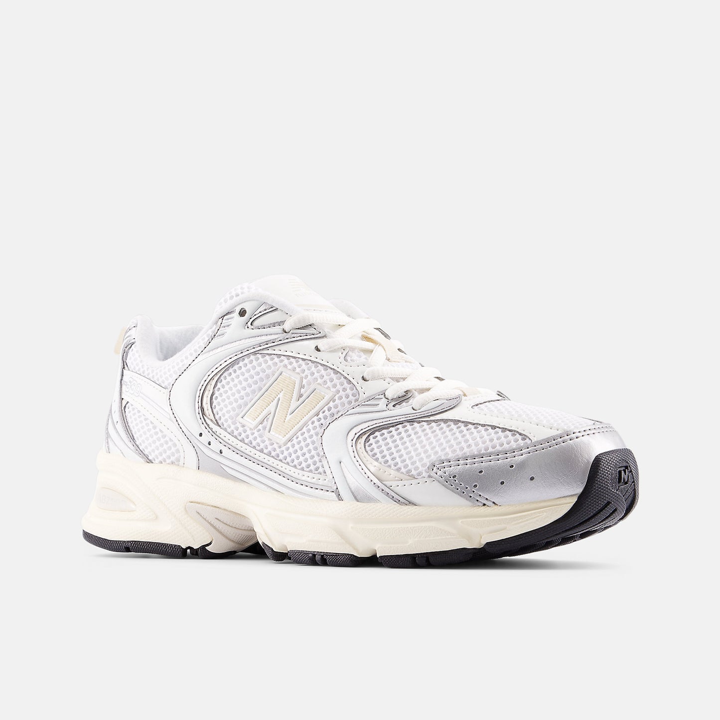 New Balance 530 Silver Metallic With Linen