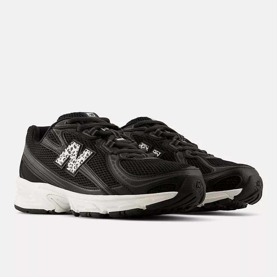 New Balance 740 Black with Sea Salt