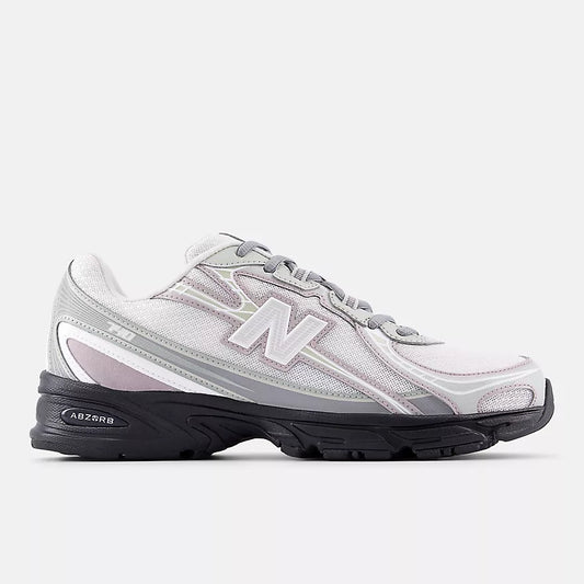 New Balance 740 SIilver Metallic with Raincloud