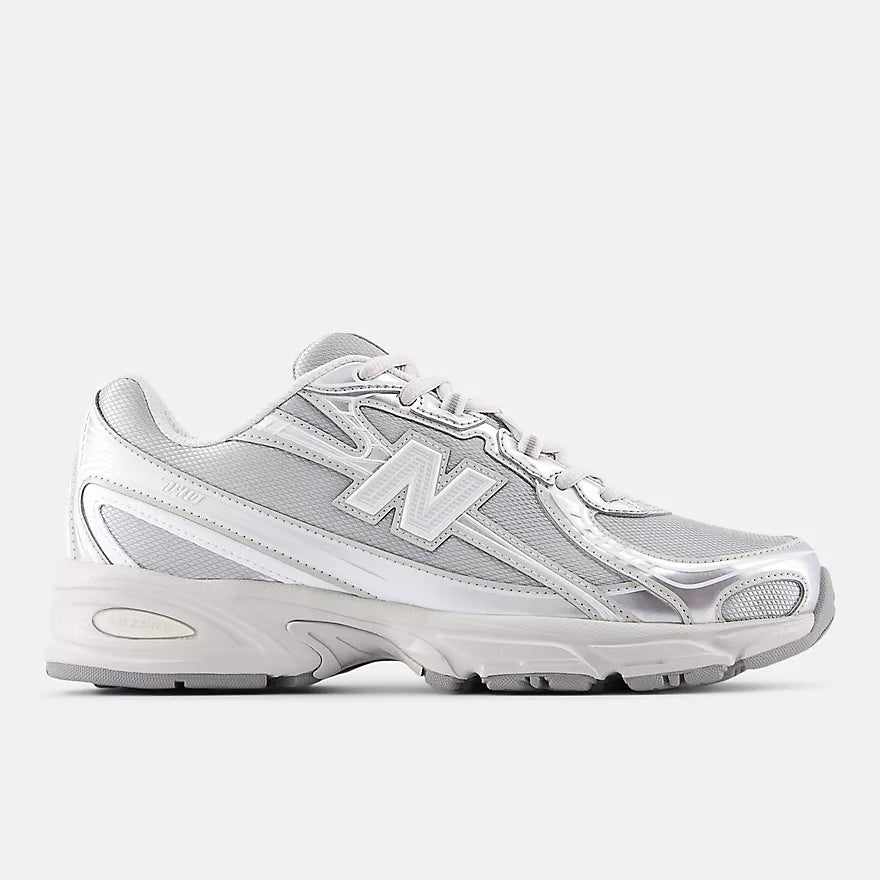 New Balance 740 Metallic Silver