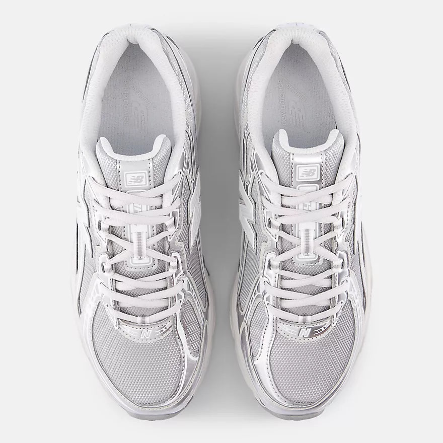New Balance 740 Metallic Silver