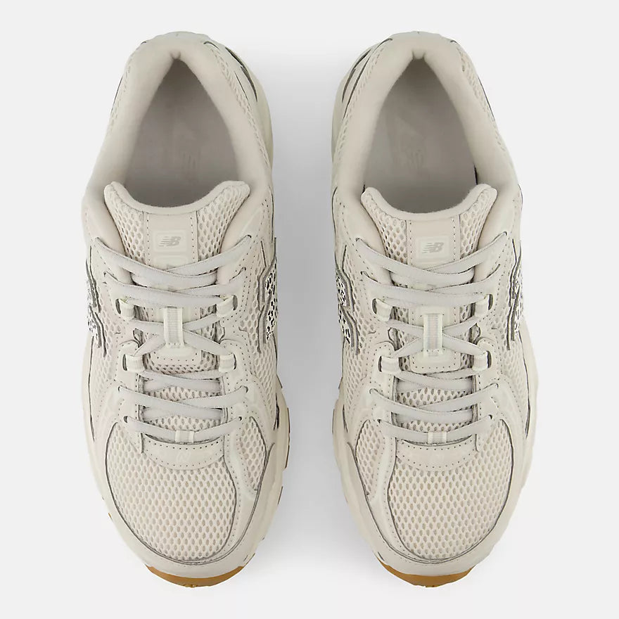 New Balance 740 Moonbeam with Sea Salt