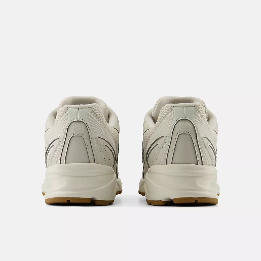 New Balance 740 Moonbeam with Sea Salt