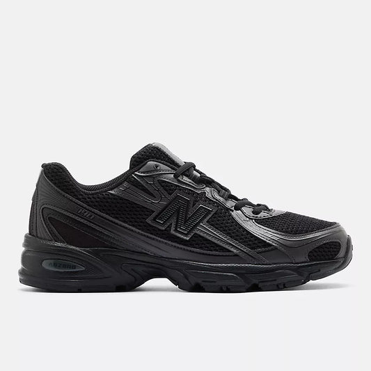 New Balance 740  Black